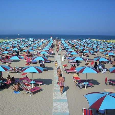 Hr Vapore Gatteo Mare Gatteo a Mare Buitenkant foto